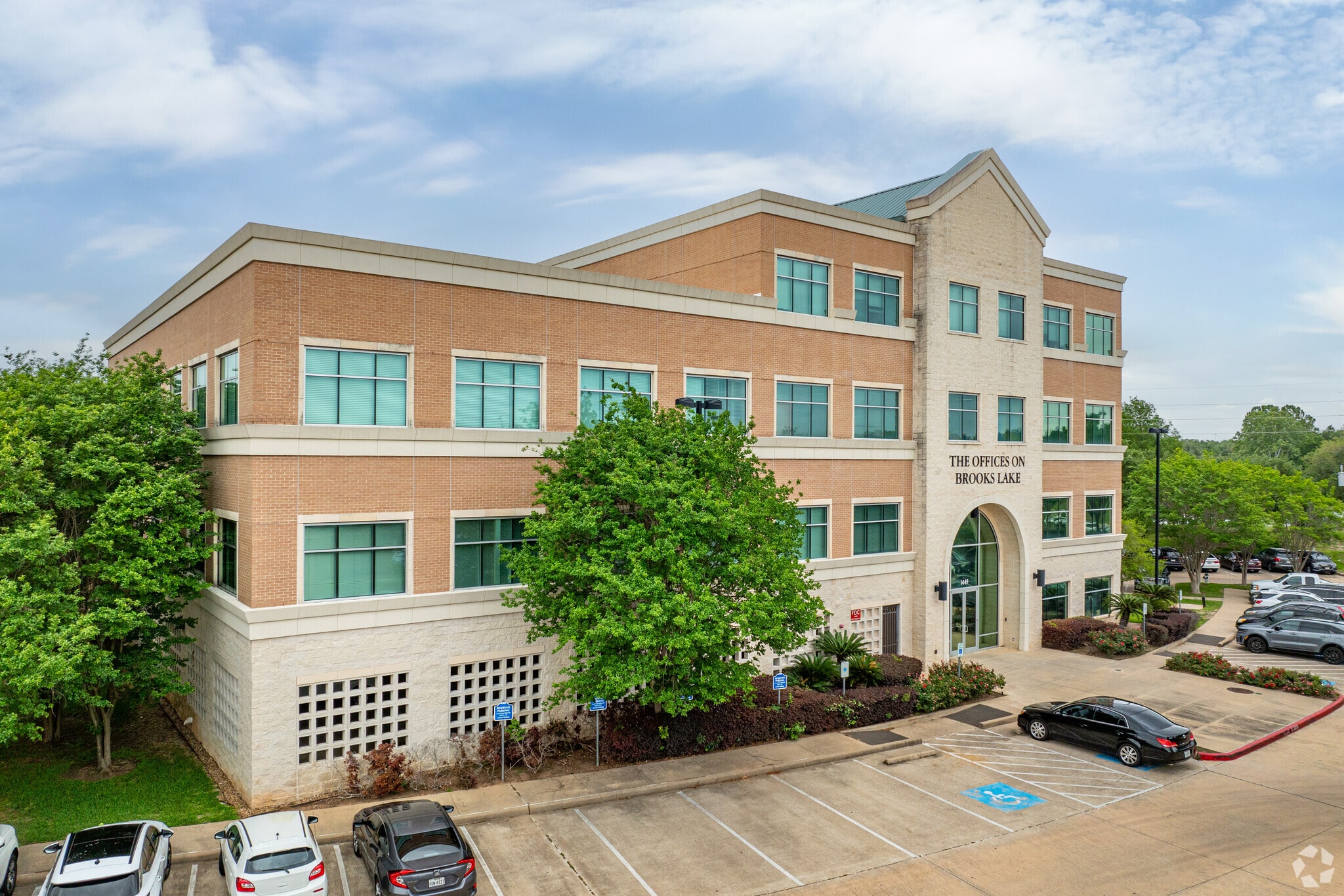 Offices on Brooks Lake photo 5