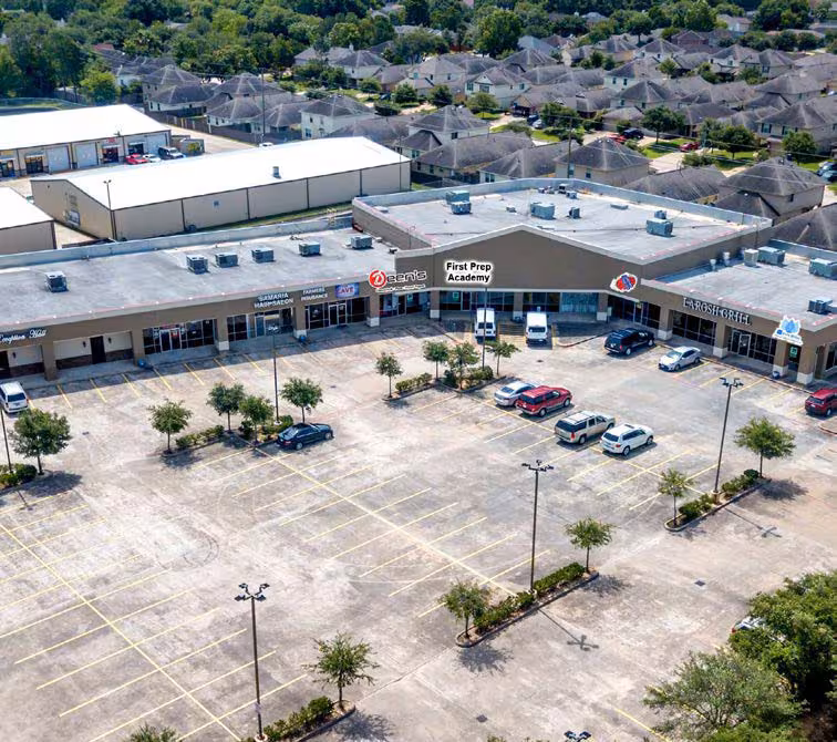 Brenwood Plaza